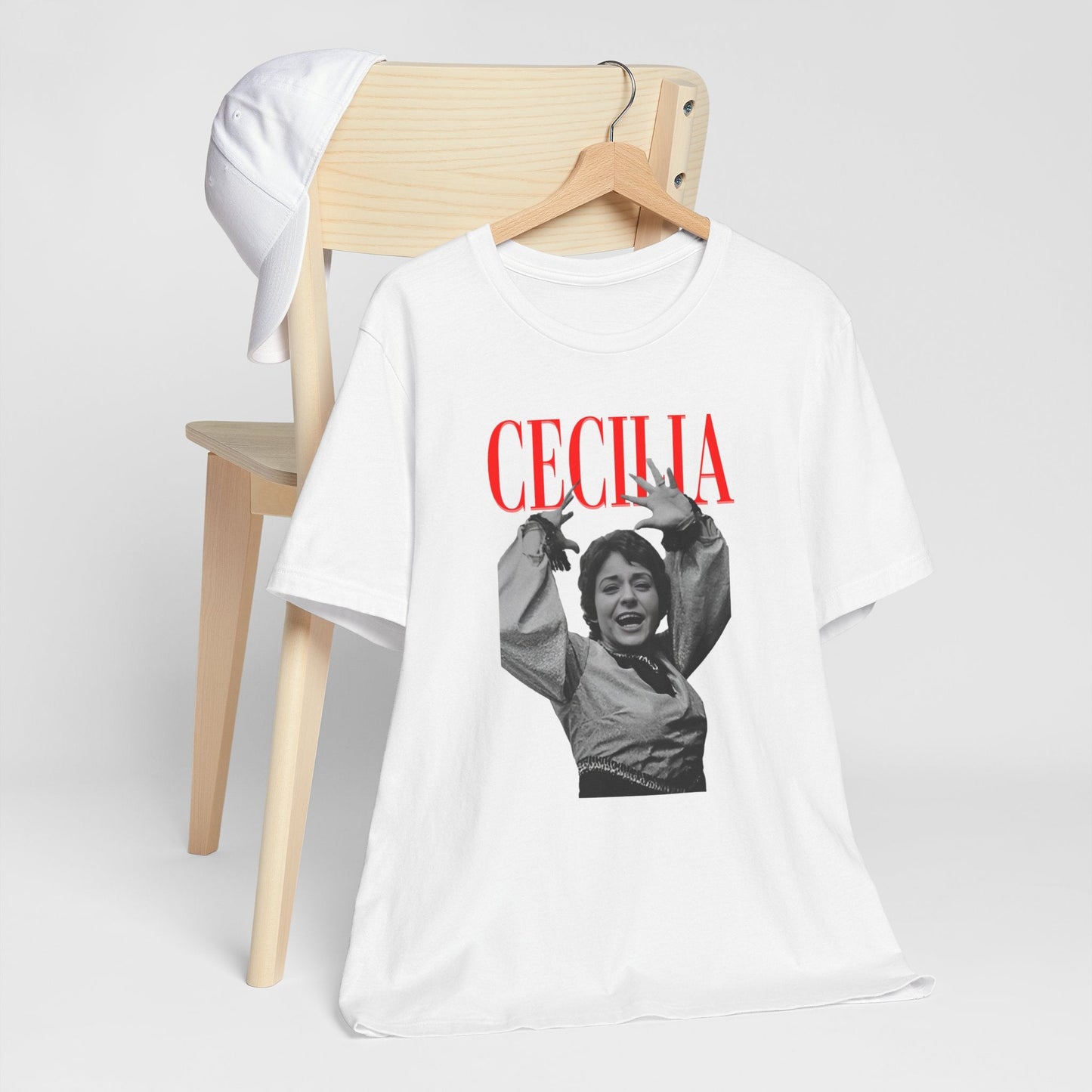 Polera Unisex Cecilia La Incomparable - The Raccoon Project