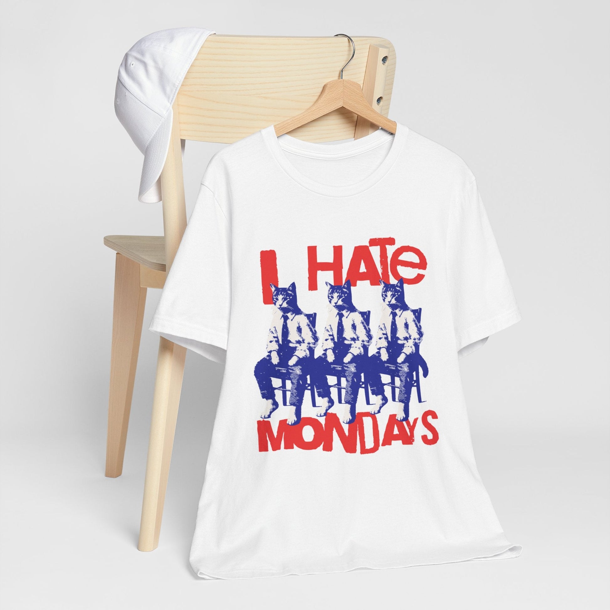 Polera Unisex I Hate Mondays Cats - The Raccoon Project